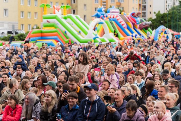 Cztery dzielnice wspólnie świętowały 100-lecie Gdyni. Na scenie gwiazda wieczoru – Sarsa