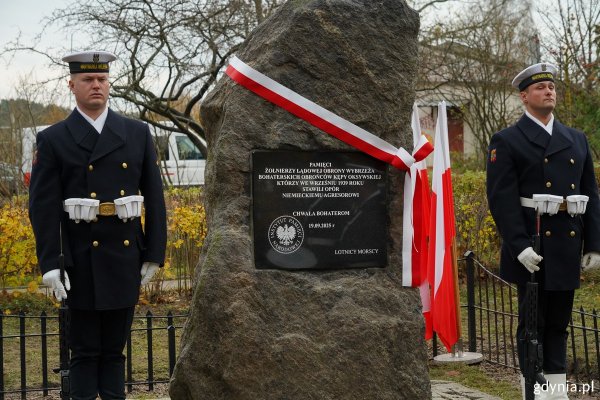 Gdynia uczci 87. rocznicę zakończenia walk w obronie Kępy Oksywskiej