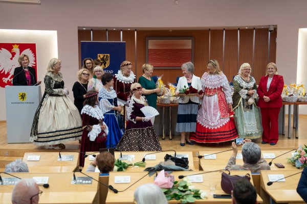 Gdynianki laureatkami konkursu „Pomorskie dla seniorów”