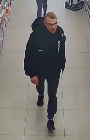 Jeśli rozpoznajesz te osoby – zadzwoń na Policję