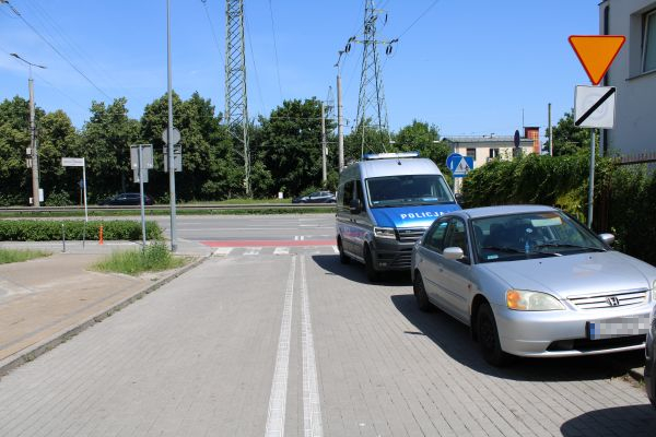 Miał kolizję z rowerzystką. Był poszukiwany i pod wpływem alkoholu.