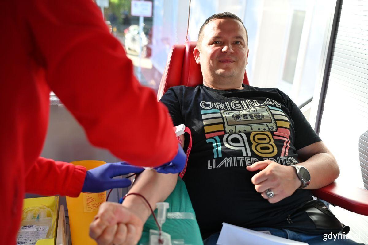 Mieszkańcy Gdyni znów oddawali krew w krwiobusie