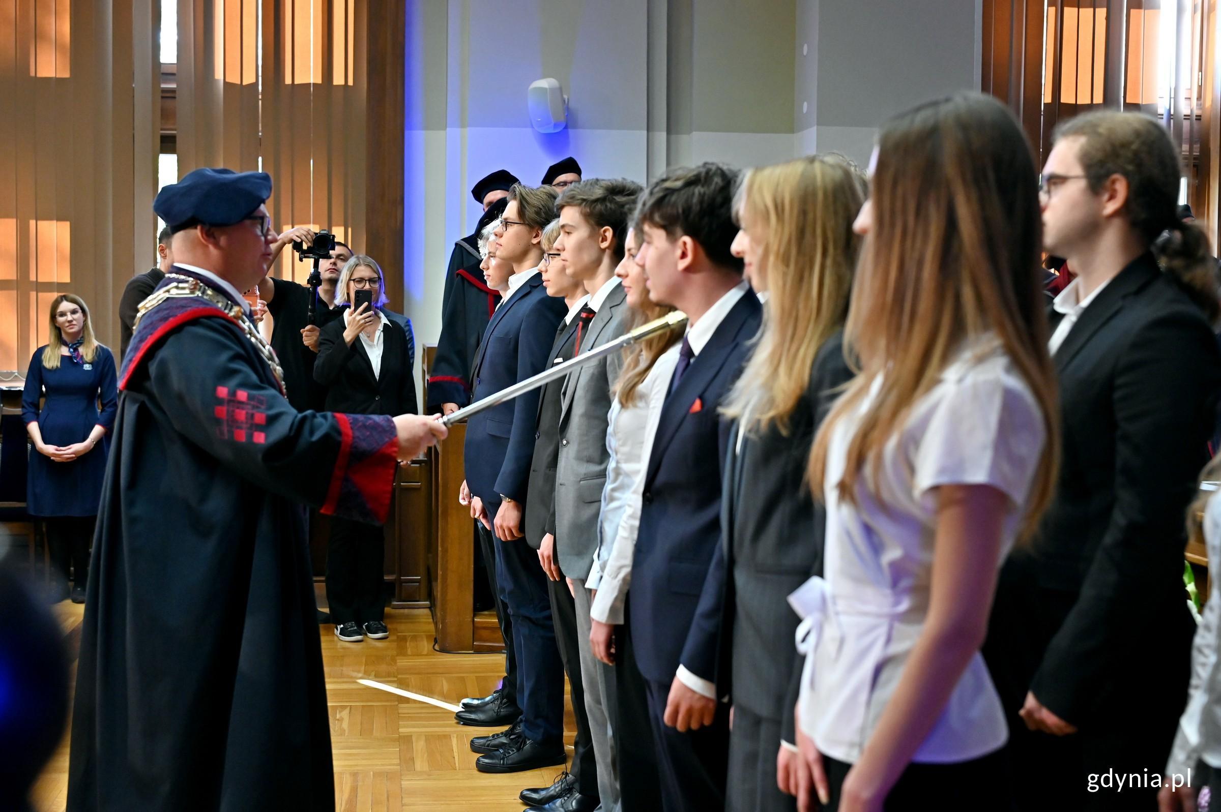 Nagroda im. prof. Romualda Szczęsnego dla Jakuba Olszewskiego