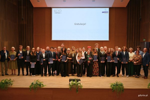 Najzdolniejsza młodzież odebrała Stypendia Miasta Gdyni