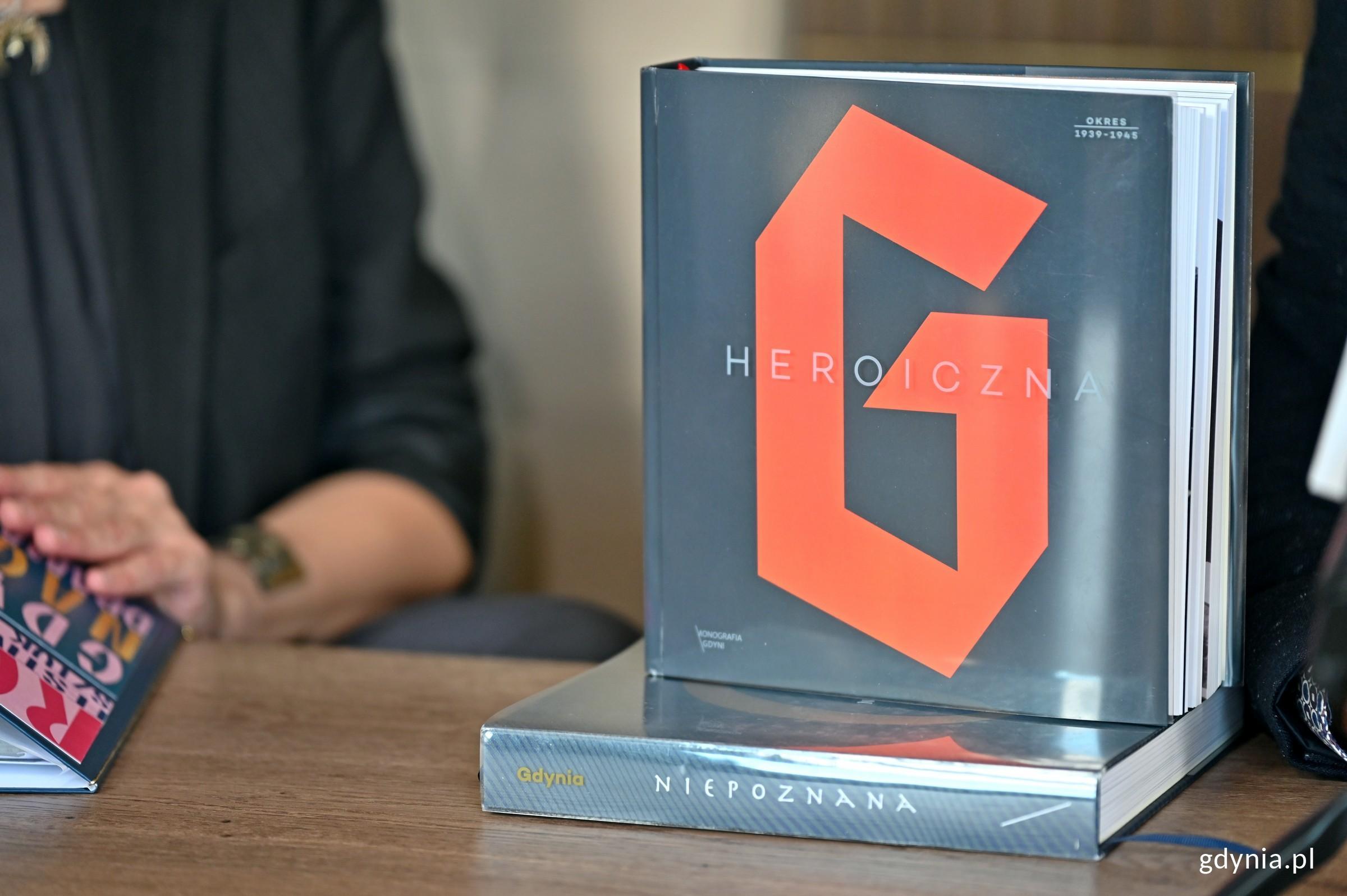 Nowy tom monografii Gdyni. Zbliża się premiera „Heroicznej”