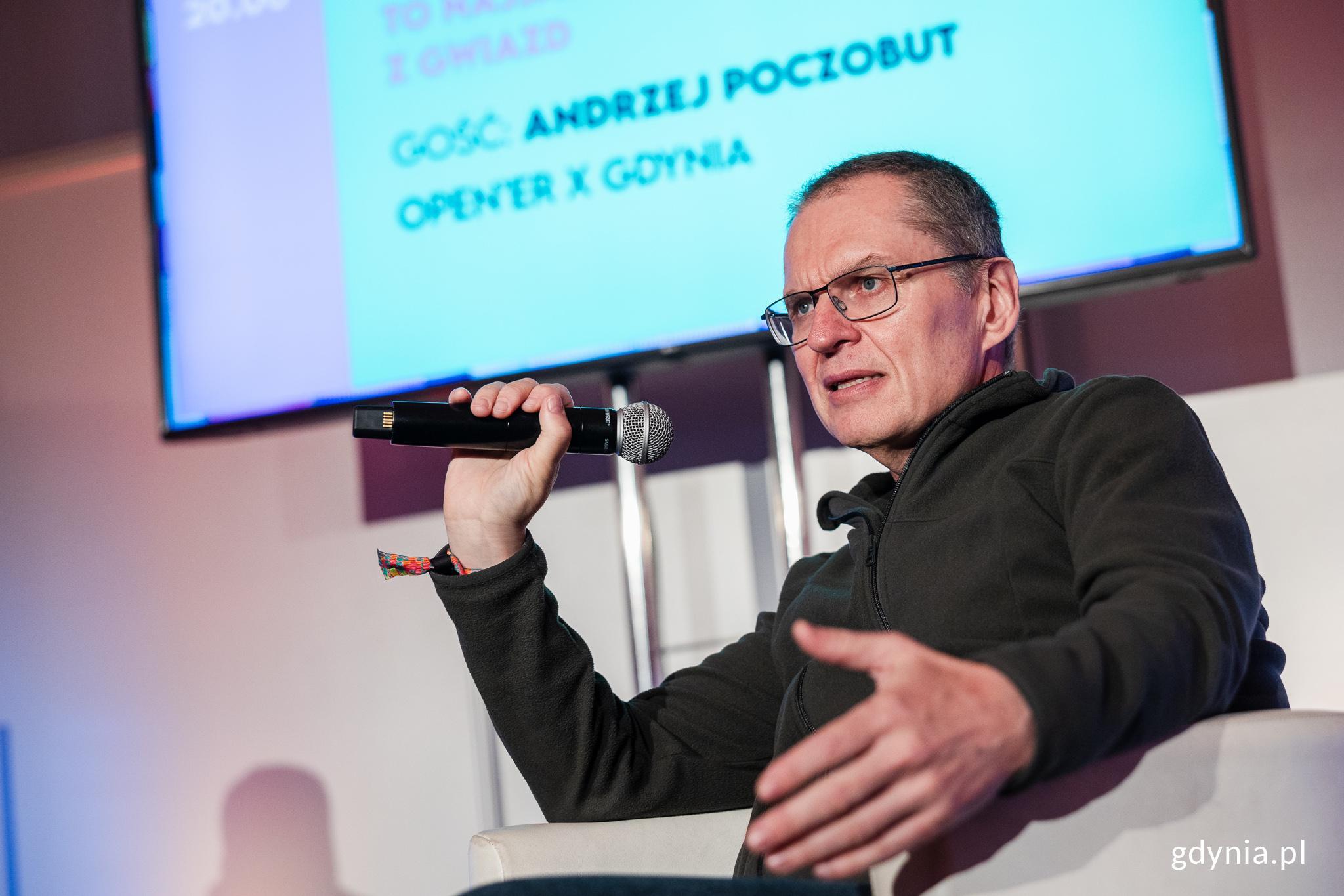 O wolności, aktywności i wsparciu – debata z Andrzejem Poczobutem na Open'erze
