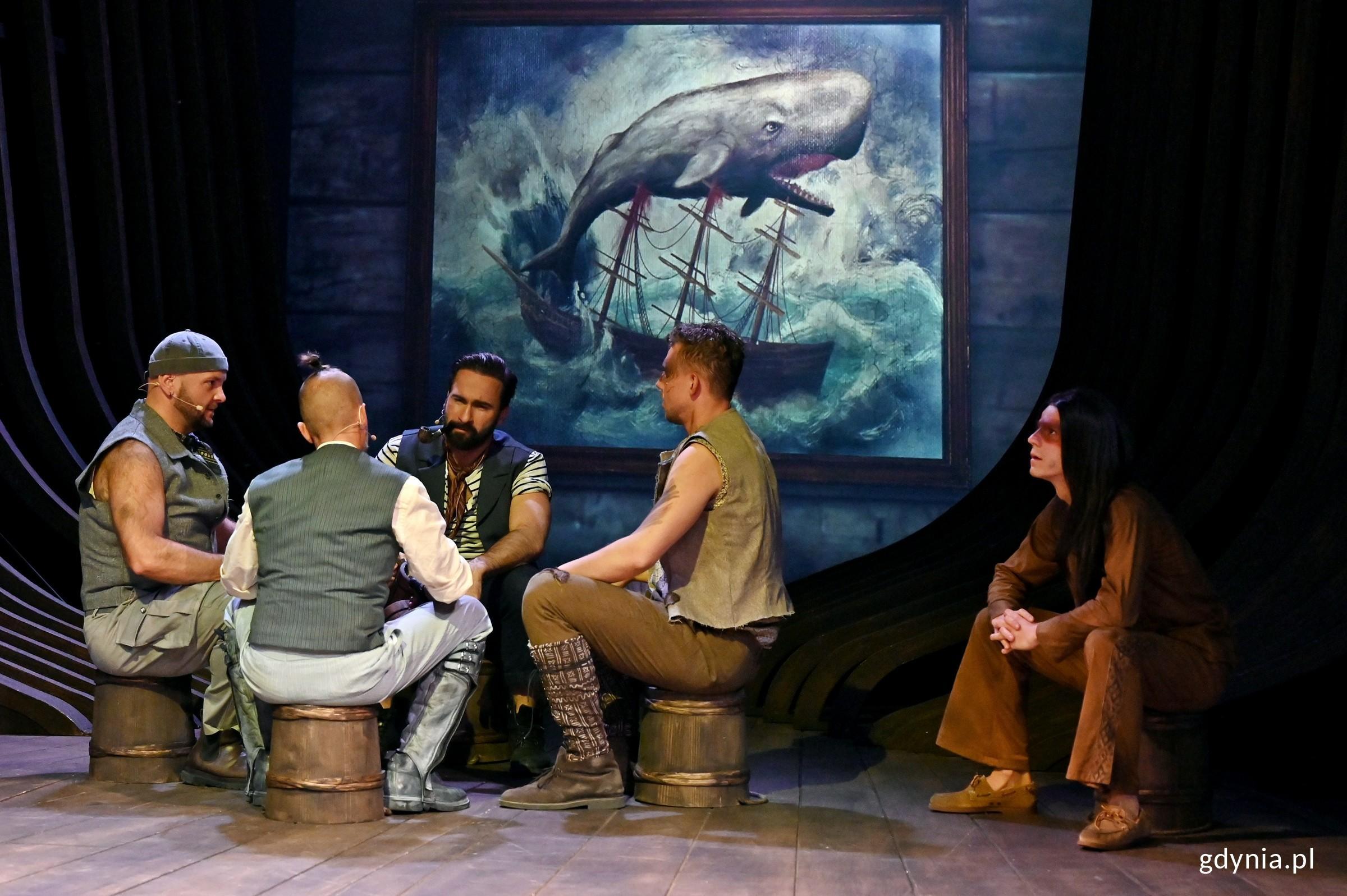 Opowieść fantastyczna i wielowymiarowa – „Moby Dick” w Teatrze Muzycznym