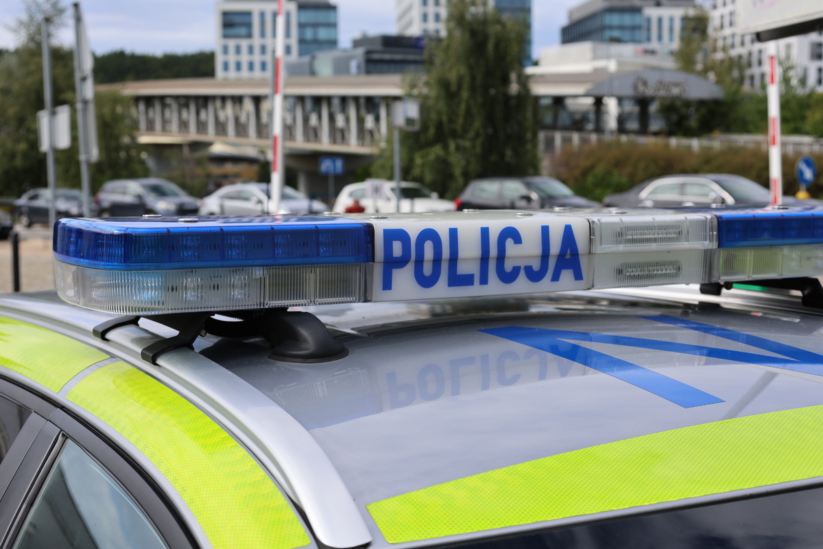 Pijany i bez uprawnień. Gdyńscy policjanci zatrzymali 53-letniego kierującego