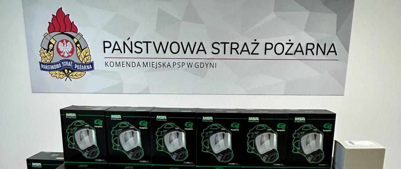 Silniejsze wsparcie - większe bezpieczeństwo. KM PSP w Gdyni z nowym sprzętem dzięki Fundacji ORLEN dla Pomorza