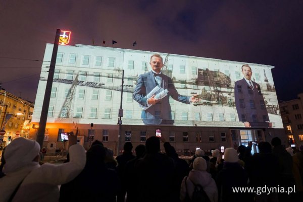 Spektakl multimedialny 3D video projection mapping „Zaczęło się od morza. Baśniowa opowieść o Gdyni”