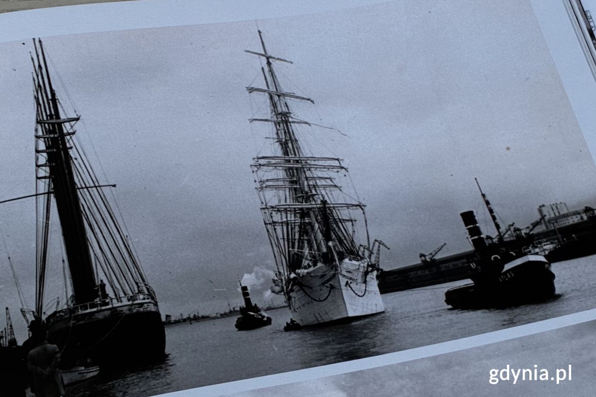Tu się nie scrolluje ekranu. Tu się przewija historia
