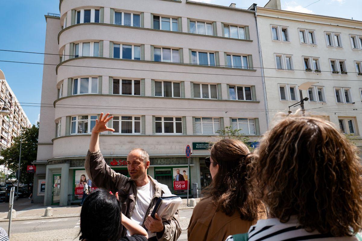 „Wakacje z Modernizmem” – poznaj szczegóły sierpniowej edycji