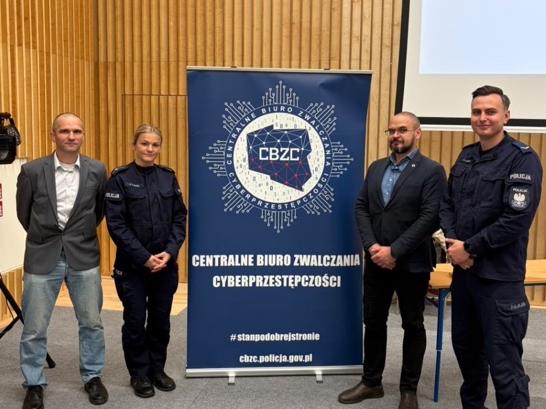 Wspólne działania profilaktyczne Policji, PKO Banku Polskiego oraz CBZC.