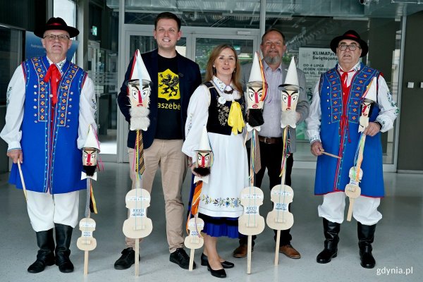 Zagraj na diabelskich skrzypcach i weź udział w próbie bicia rekordu